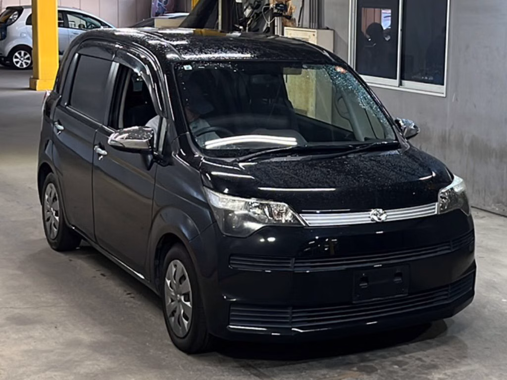 TOYOTA SPADE