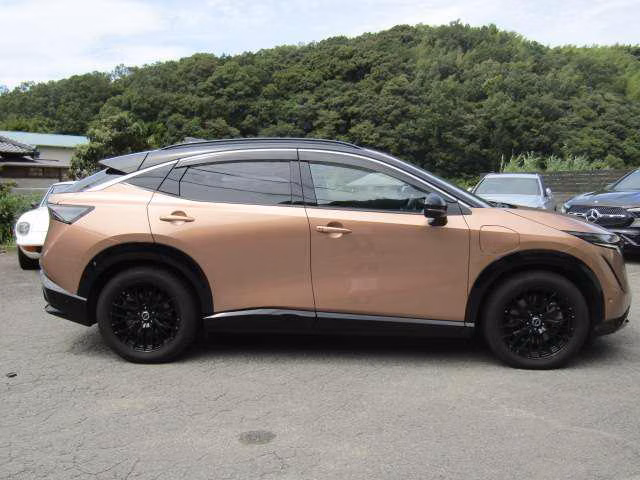 NISSAN ARIYA