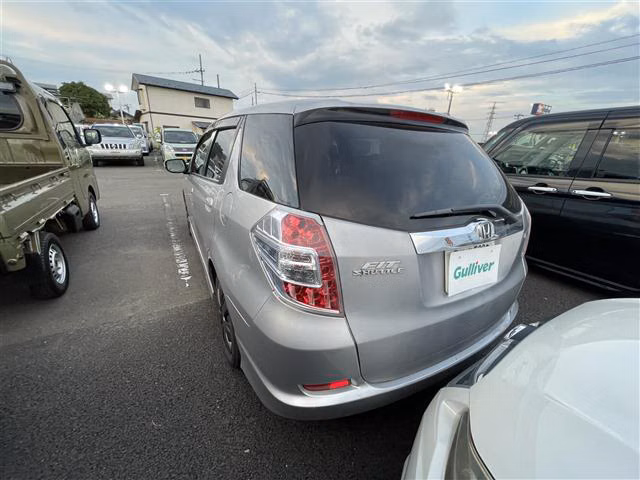 HONDA FIT SHUTTLE