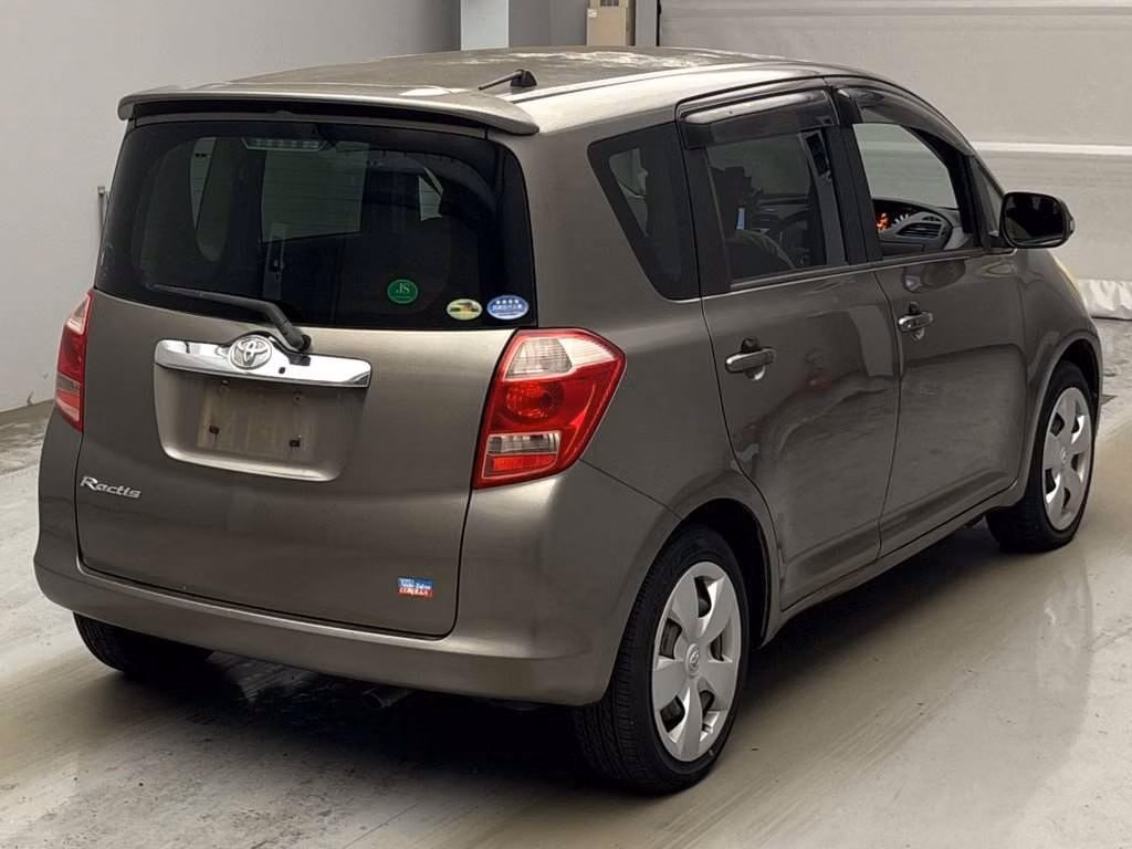 TOYOTA RACTIS