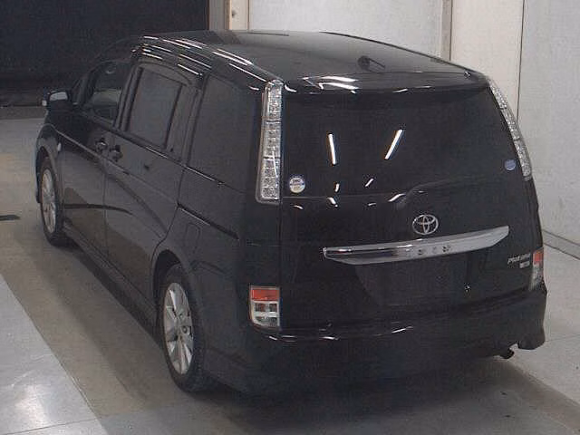 TOYOTA ISIS