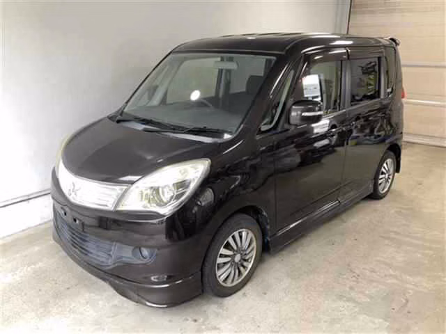 MITSUBISHI DELICA D:2