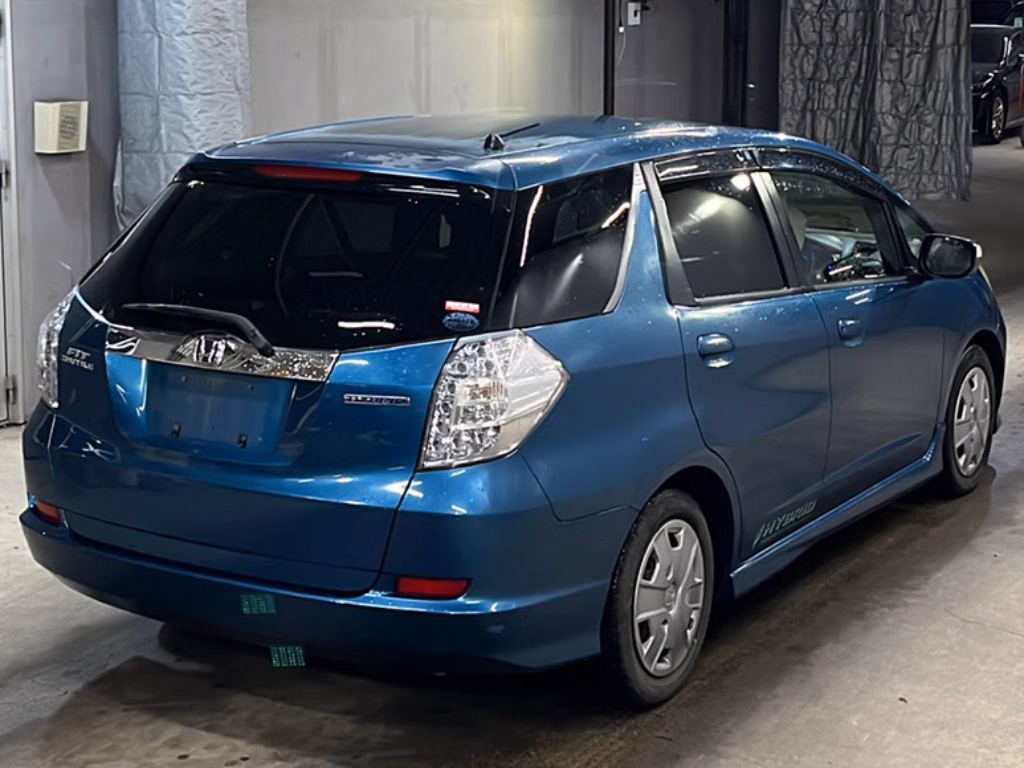 HONDA FIT SHUTTLE