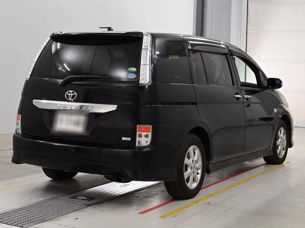 TOYOTA ISIS
