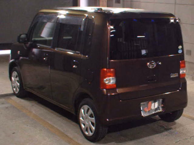 DAIHATSU MOVE CONTE