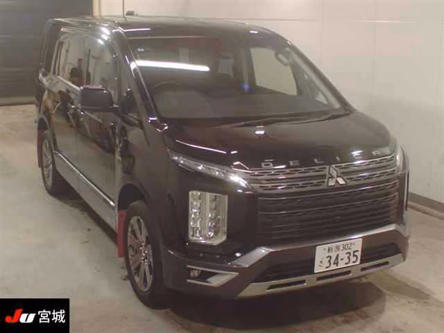 MITSUBISHI DELICA D:5
