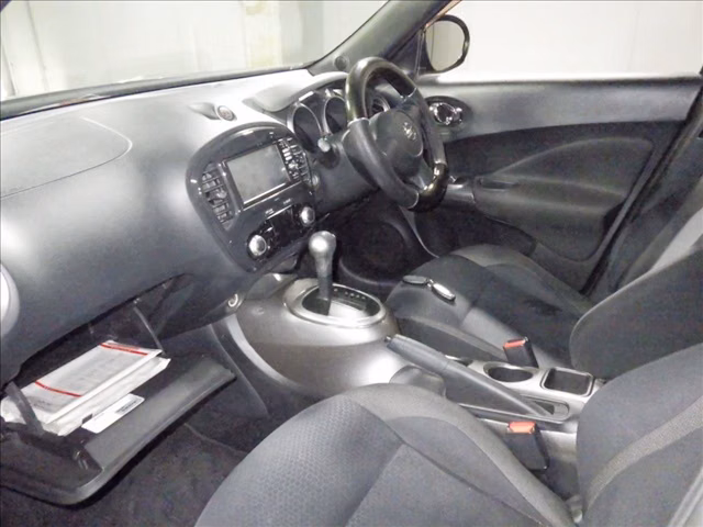 NISSAN JUKE