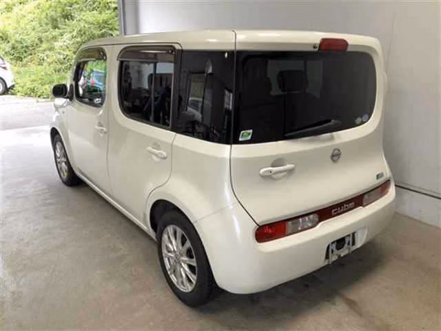 NISSAN CUBE