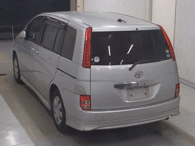TOYOTA ISIS