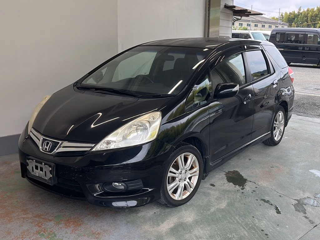 HONDA FIT SHUTTLE