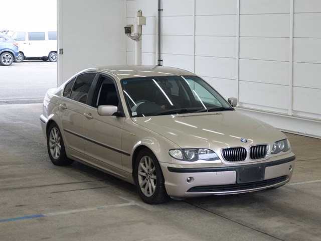 BMW 3-SERIES