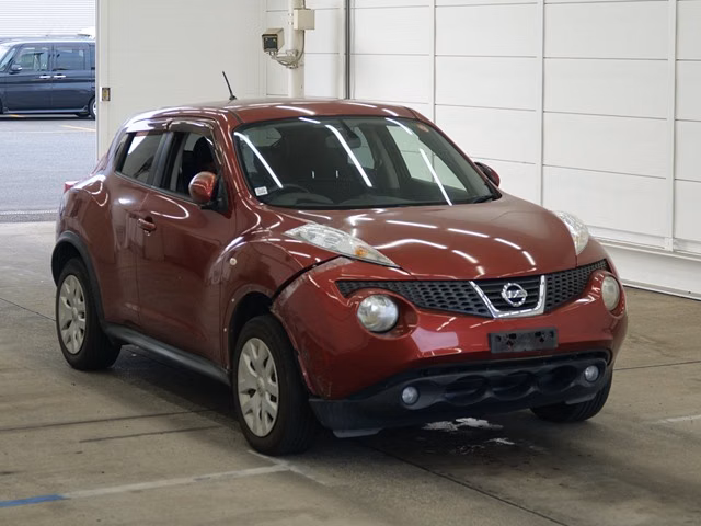 NISSAN JUKE
