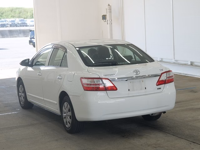 TOYOTA PREMIO