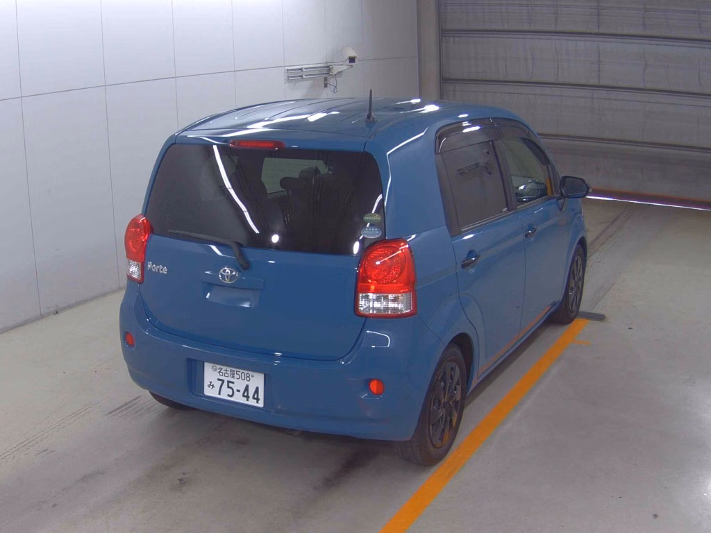 TOYOTA PORTE