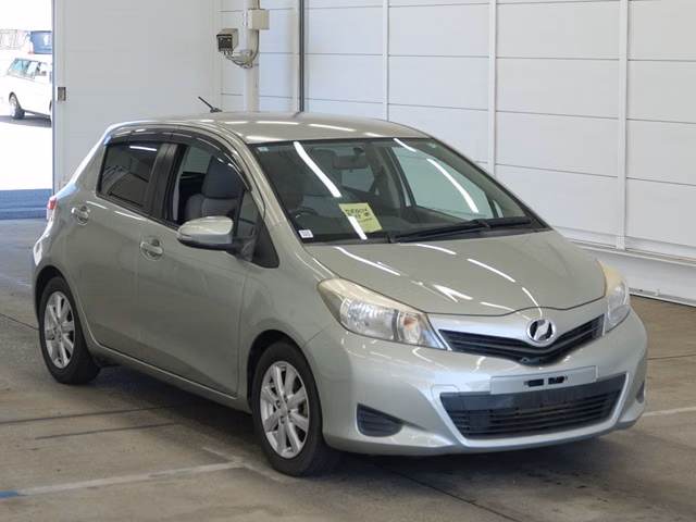 TOYOTA VITZ