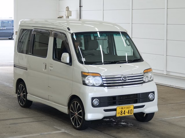 DAIHATSU ATRAI
