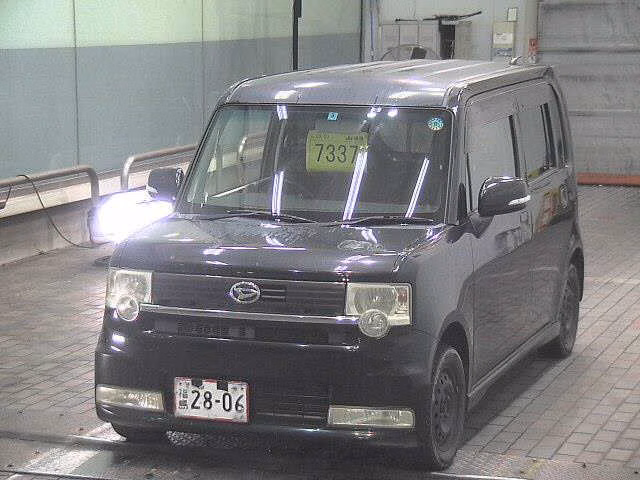 DAIHATSU MOVE CONTE