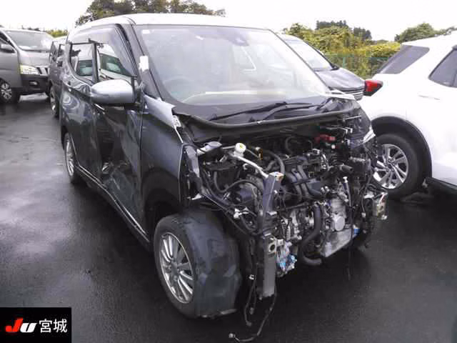 MITSUBISHI EK X