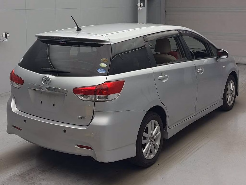 TOYOTA WISH