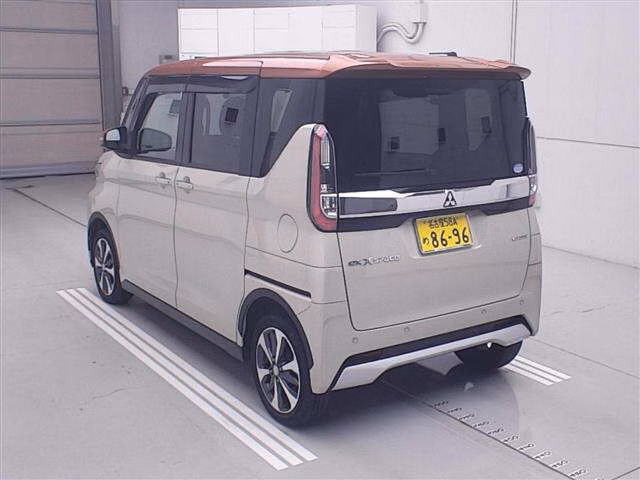 MITSUBISHI EK SPACE