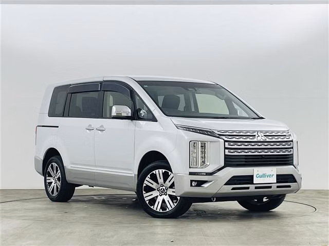 MITSUBISHI DELICA D:5