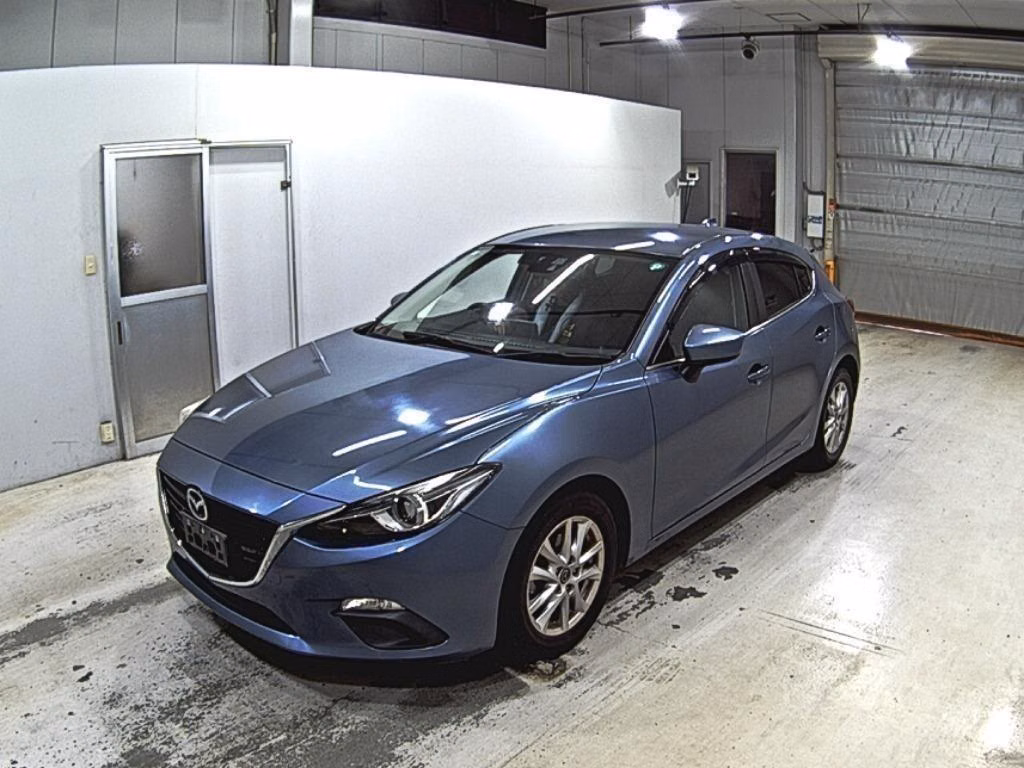 MAZDA AXELA