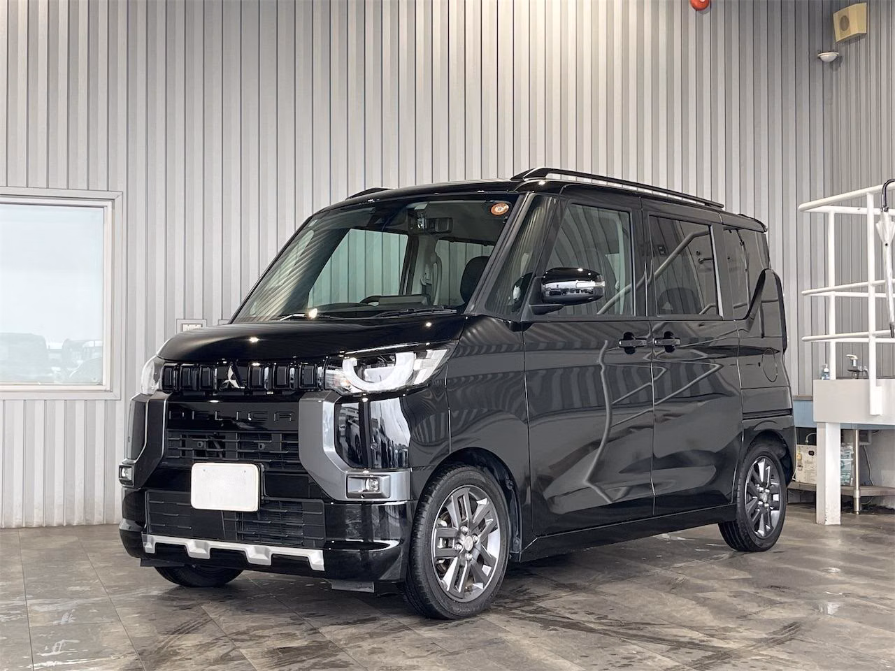 MITSUBISHI DELICA MINI