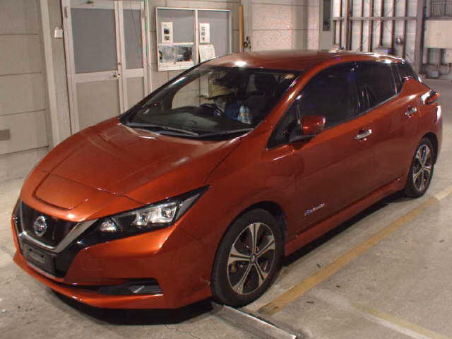 NISSAN LEAF