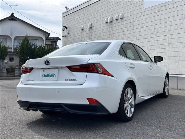 Lexus IS300h