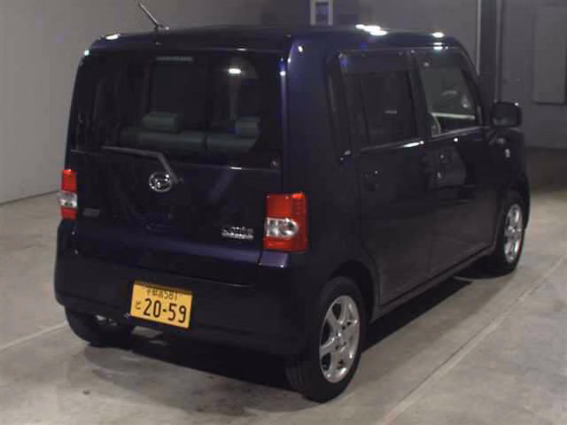 DAIHATSU MOVE CONTE