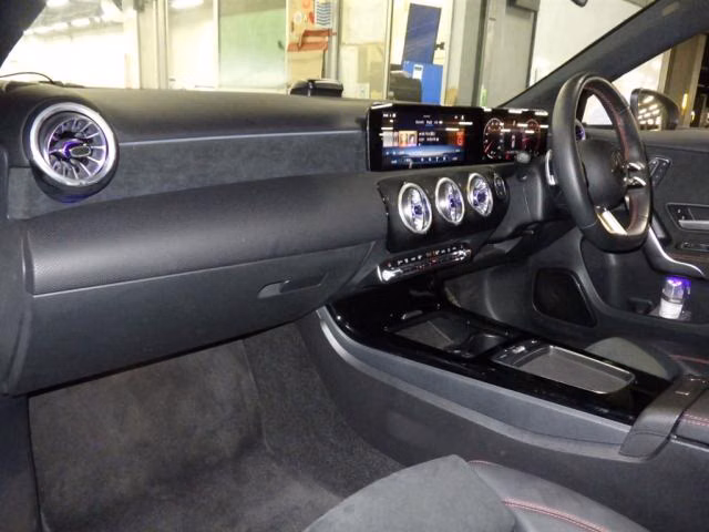 MERCEDES-BENZ A-CLASS