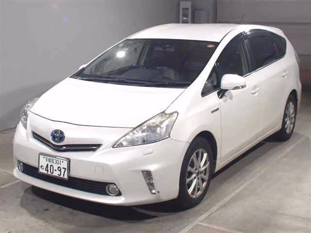 TOYOTA PRIUS ALPHA