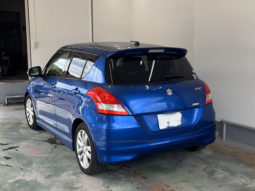 SUZUKI SWIFT