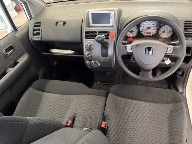 HONDA MOBILIO SPIKE