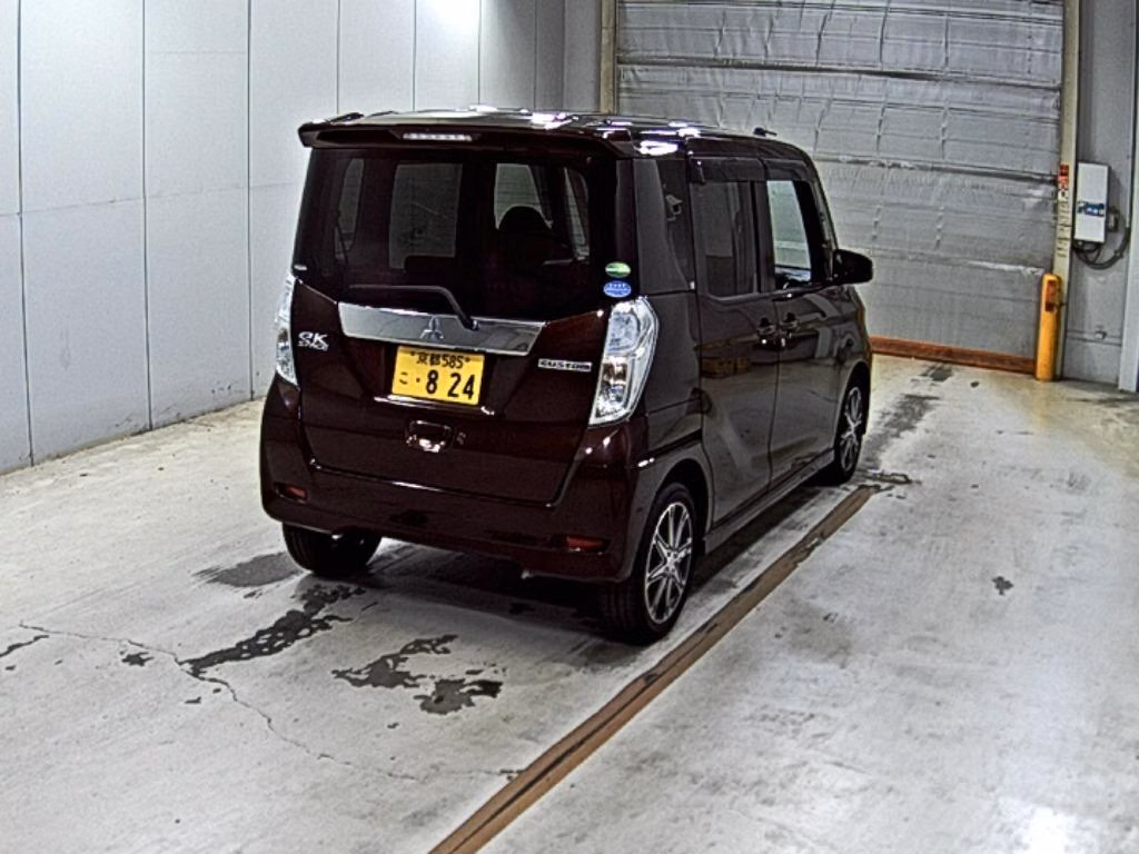 MITSUBISHI EK SPACE