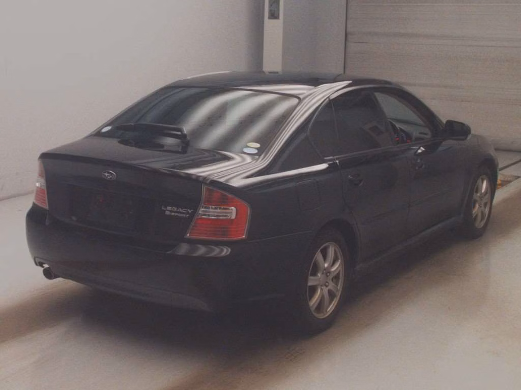 SUBARU LEGACY B4