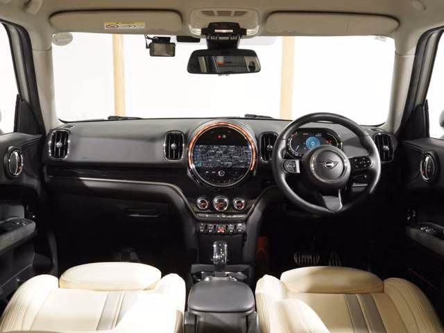 MINI CROSSOVER