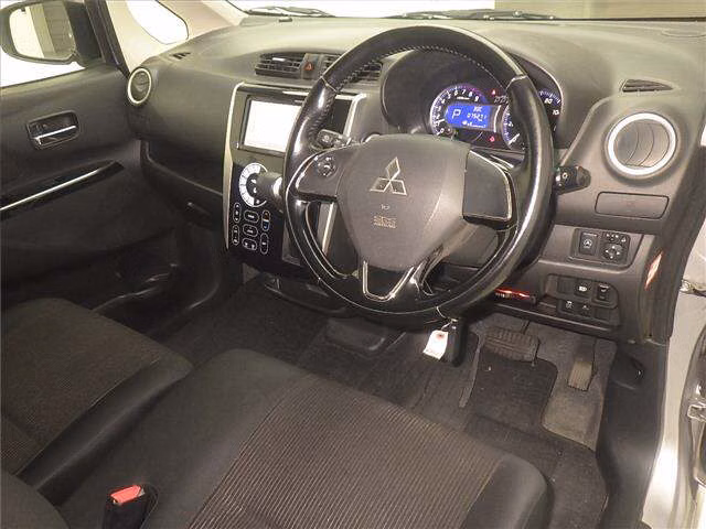 MITSUBISHI EK CUSTOM