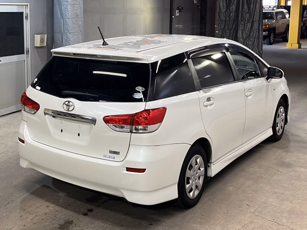 TOYOTA WISH