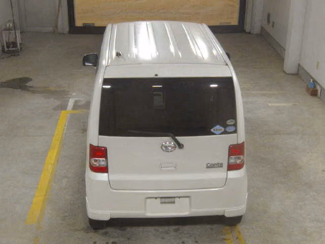 DAIHATSU MOVE CONTE