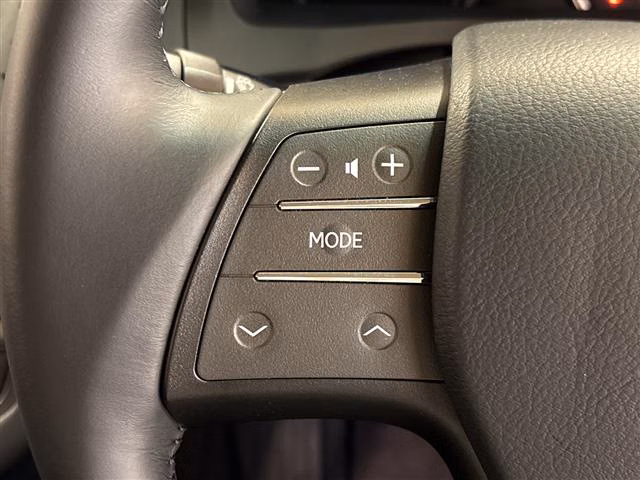 Lexus HS250h