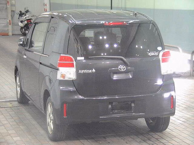 TOYOTA SPADE
