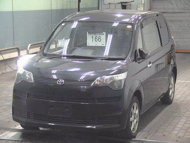 TOYOTA SPADE