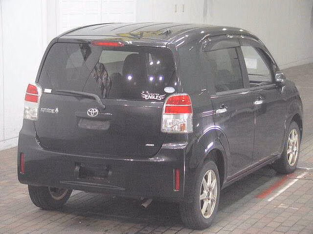 TOYOTA SPADE