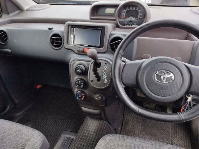TOYOTA SPADE