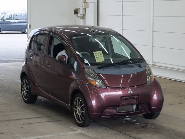 MITSUBISHI I