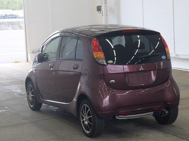 MITSUBISHI I