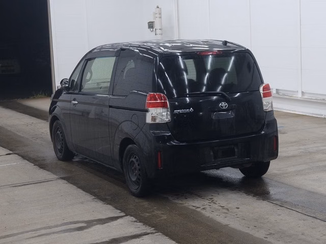 TOYOTA SPADE