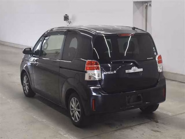 TOYOTA SPADE