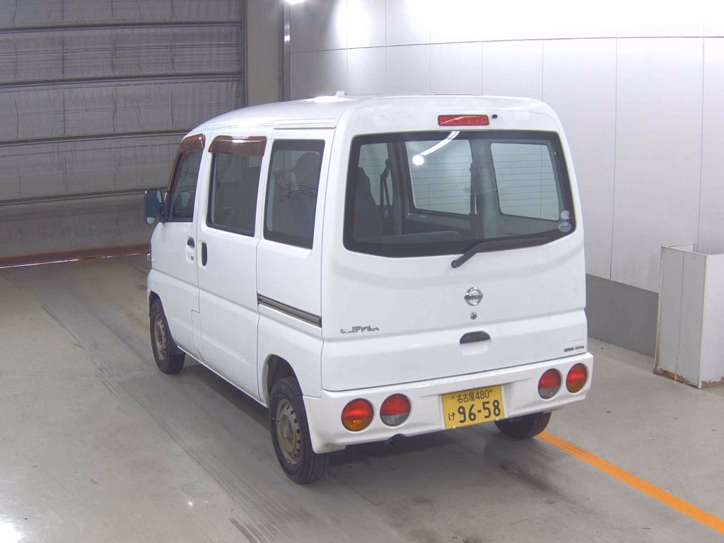 NISSAN CLIPPER